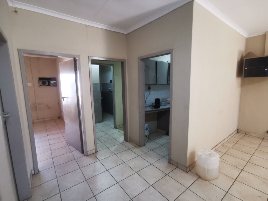 To Let commercial Property for Rent in Klerksdorp Industrial North West